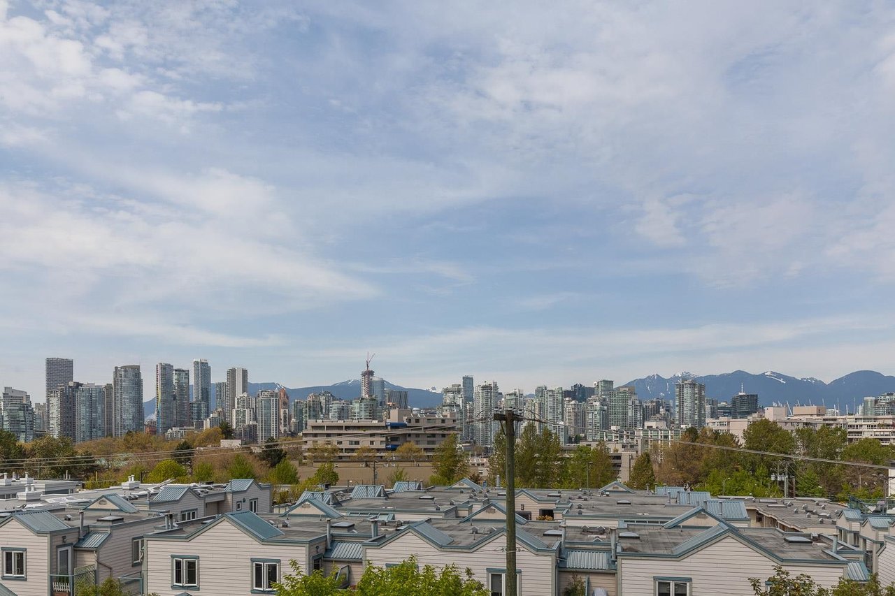 320-638 W 7th Avenue, Vancouver