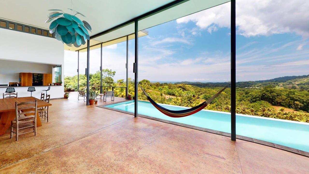 Captivating Estate with Stunning Views in Ojochal