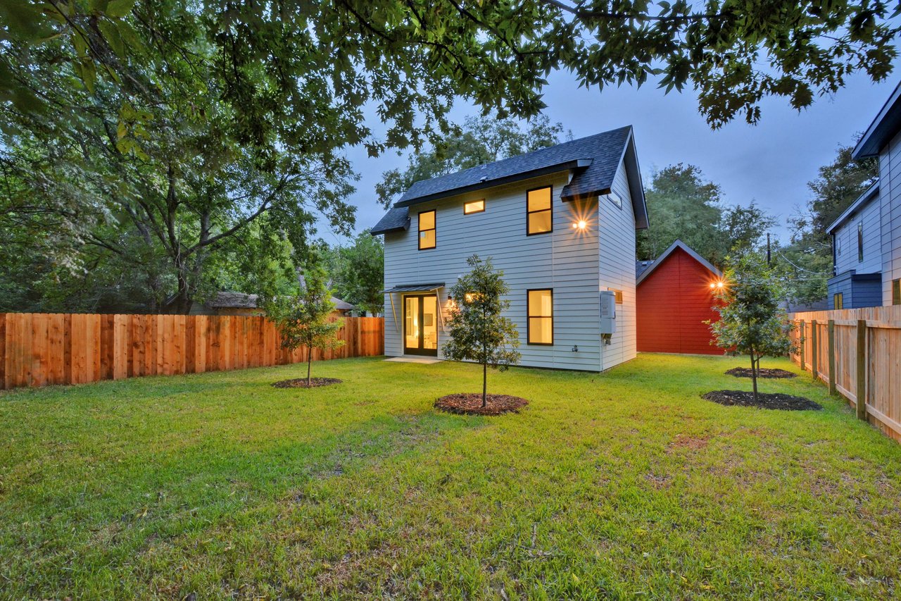 1506 W Saint Johns Ave
