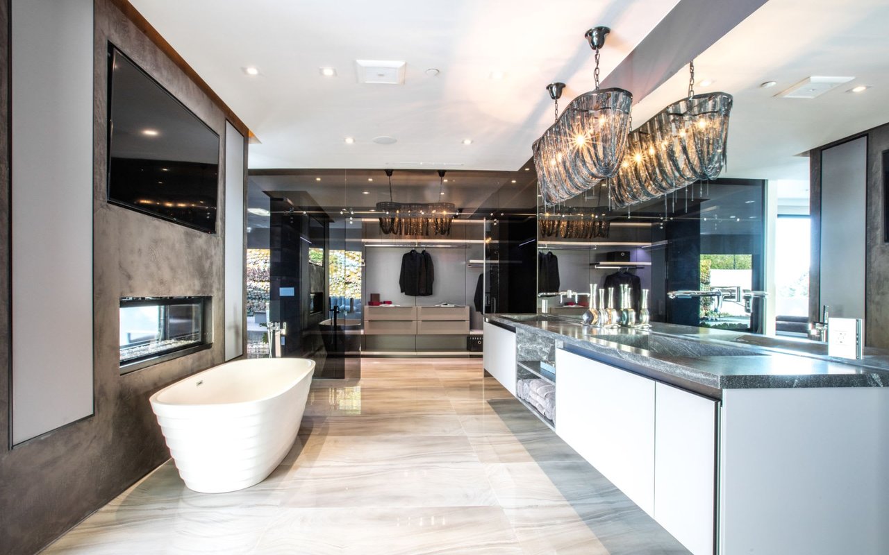 The Ultramodern Beverly Hills Villa