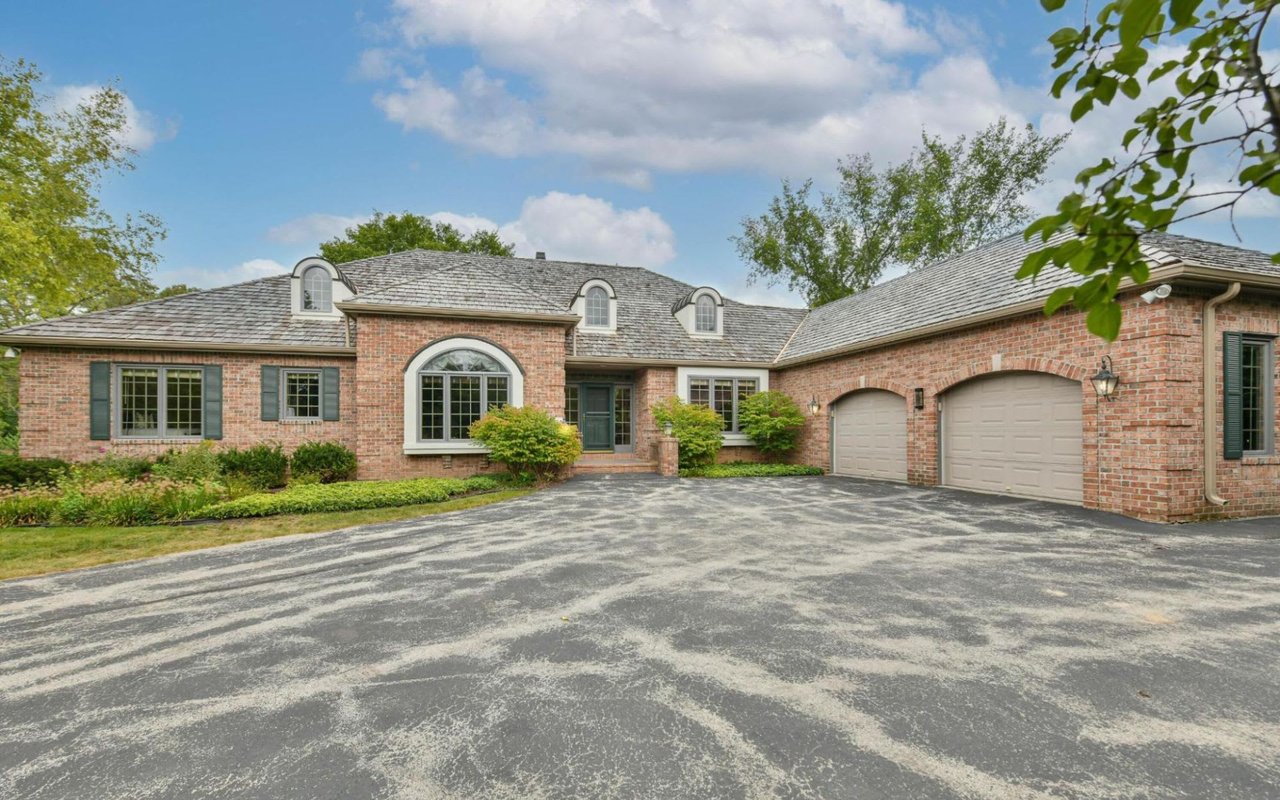 Tips for Buying a Mequon House for Resale