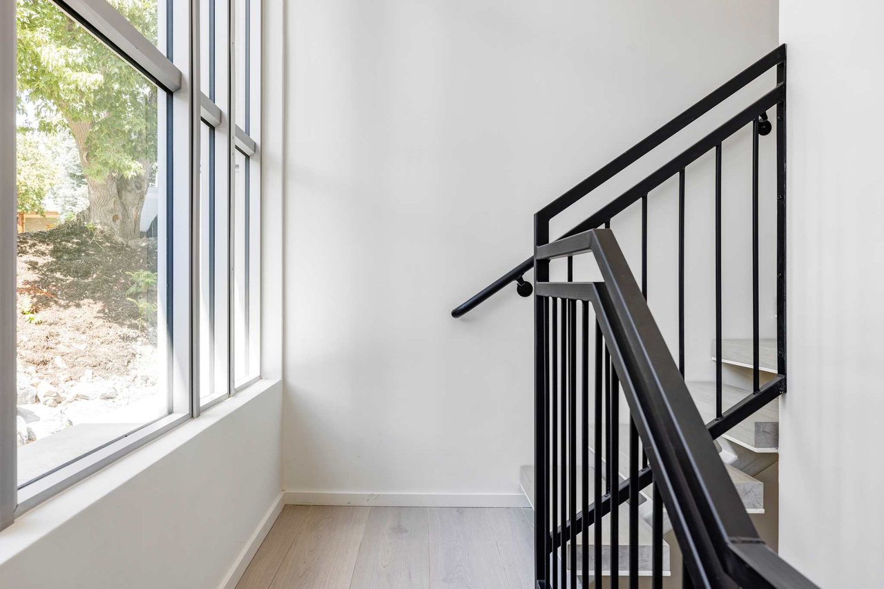 2206 Alpine Drive