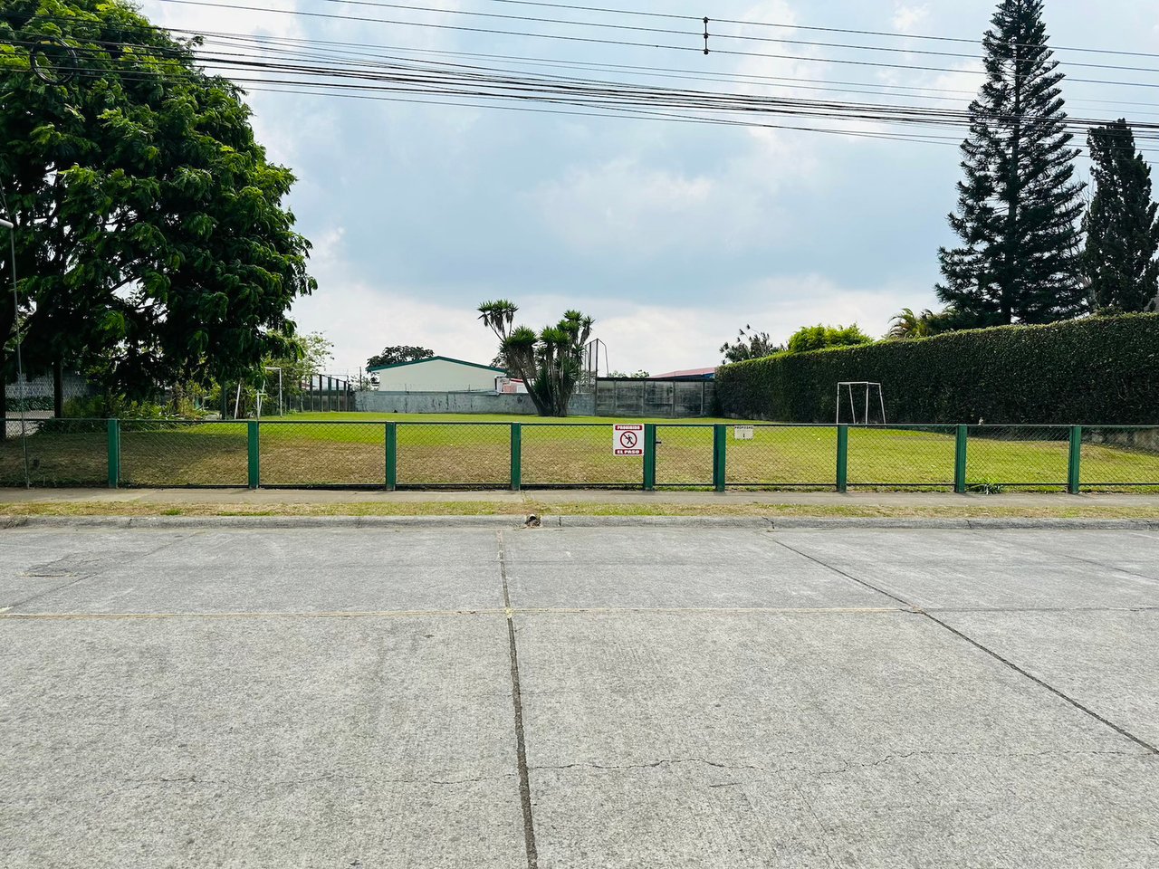 Flat Secure Residential Lot, Curridabat, San Jose