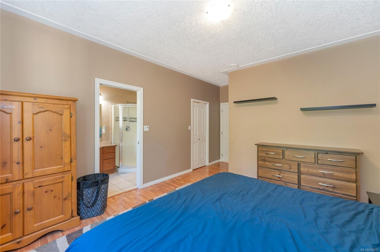 980 Wild Ridge Wy