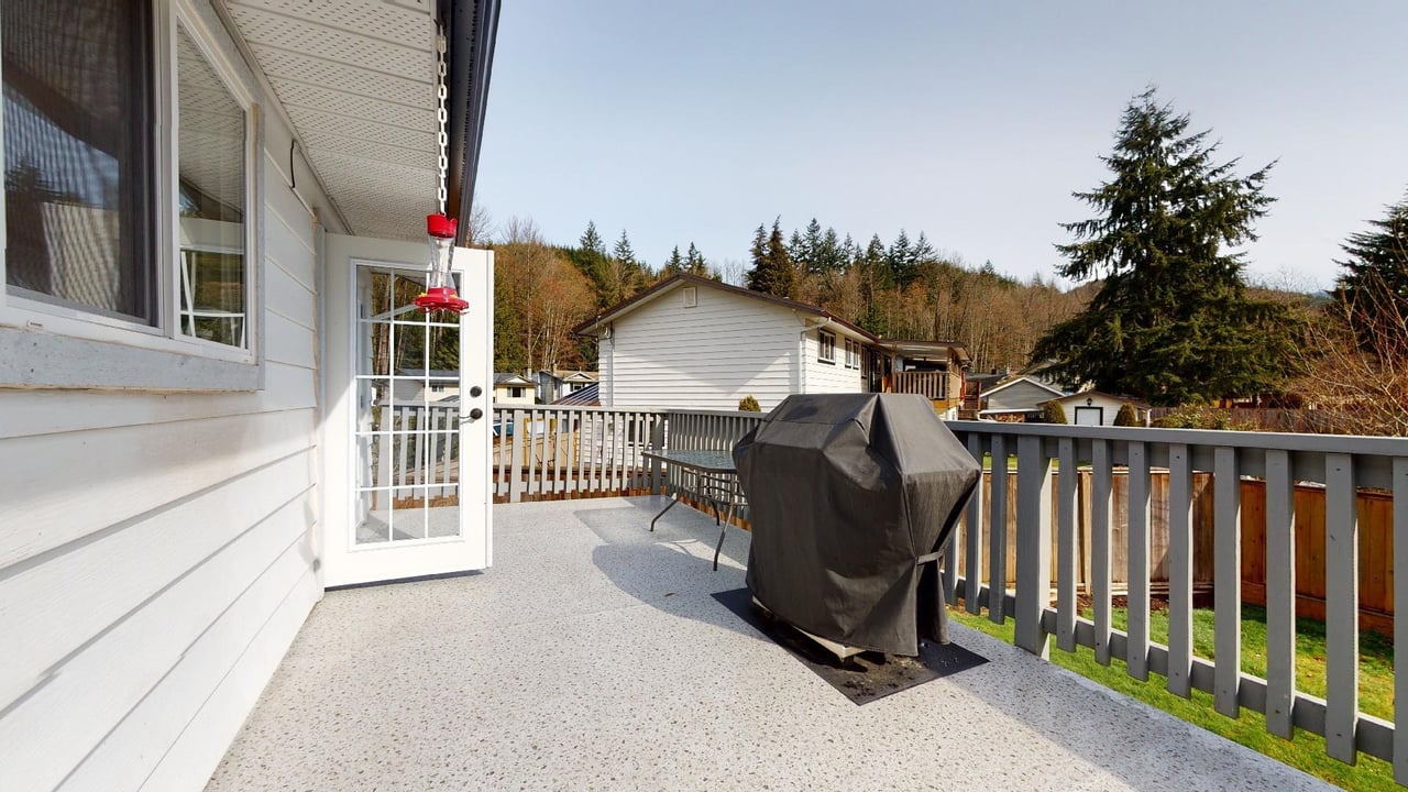 38240 Myrtlewood Cres