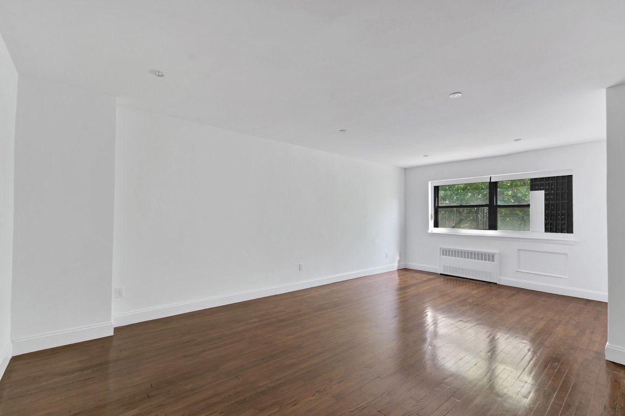 2545 Sedgwick Avenue, Unit 4D