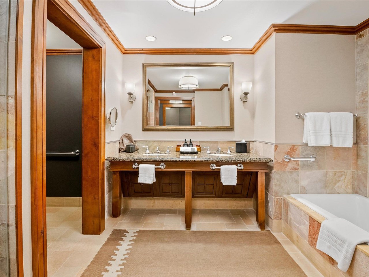 518-4591 Blackcomb Wy