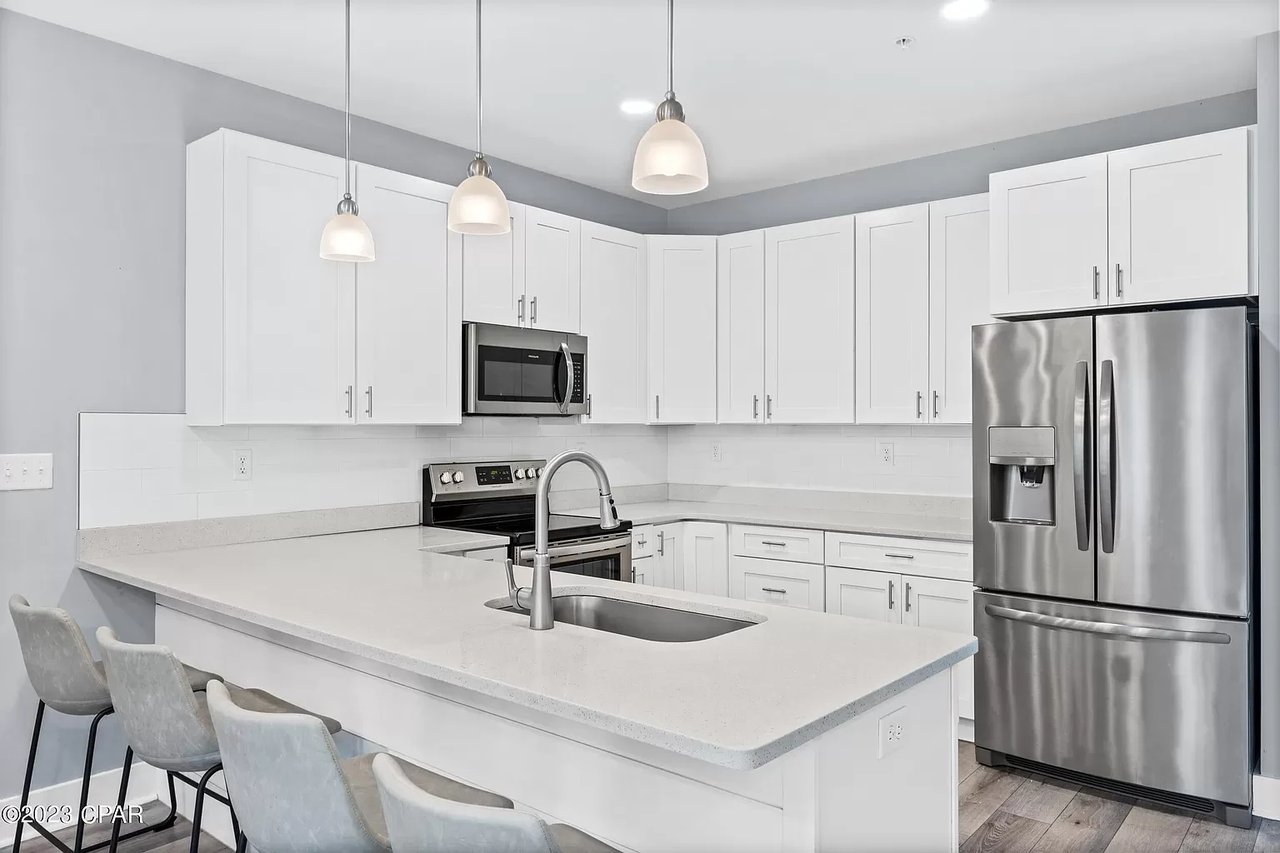 2226 Joan Avenue Unit 5