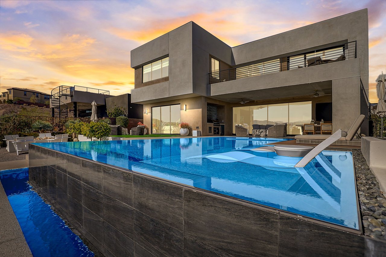 12 Highland Cove Lane