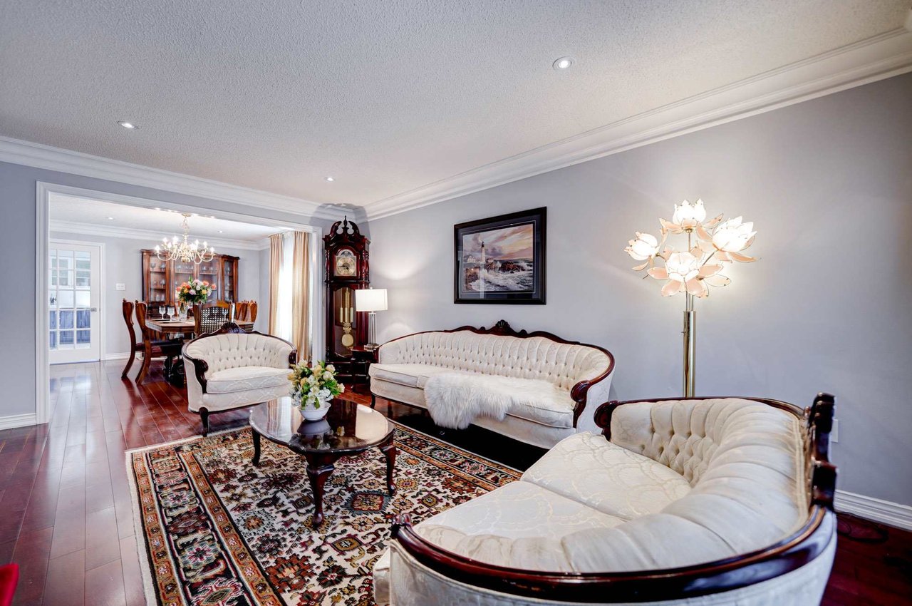 2184 Lumberman Lane