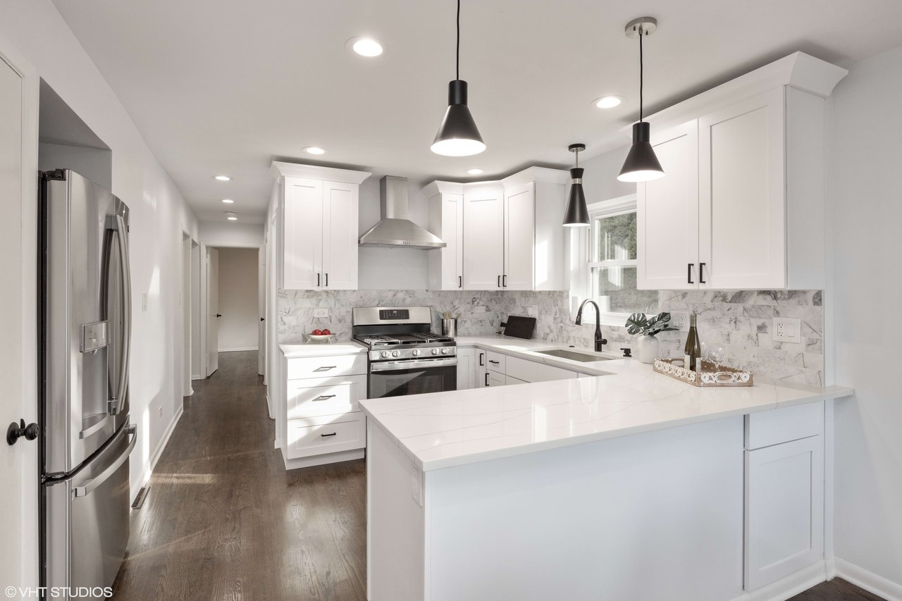 3838 Hampton Ave, Western Springs, IL 60558