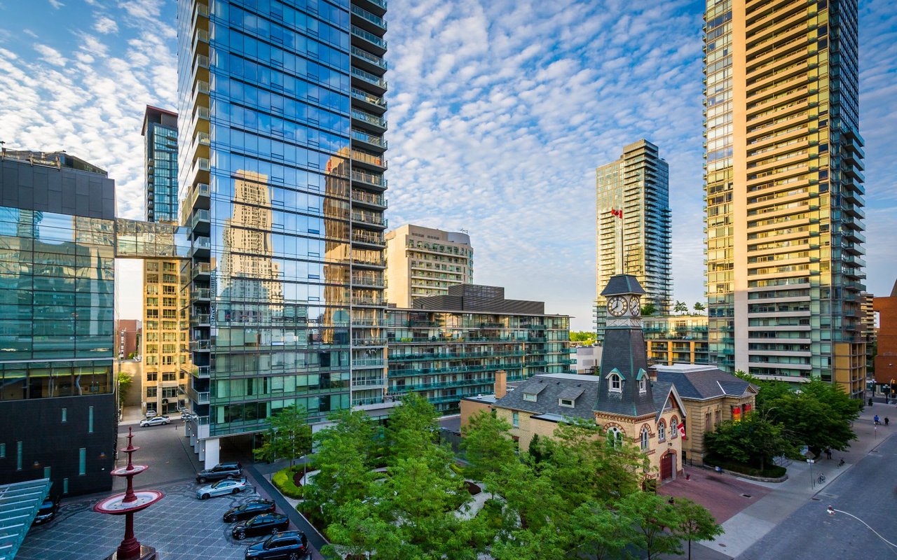 Vaughan Real Estate, Condominiums and single family homes.
