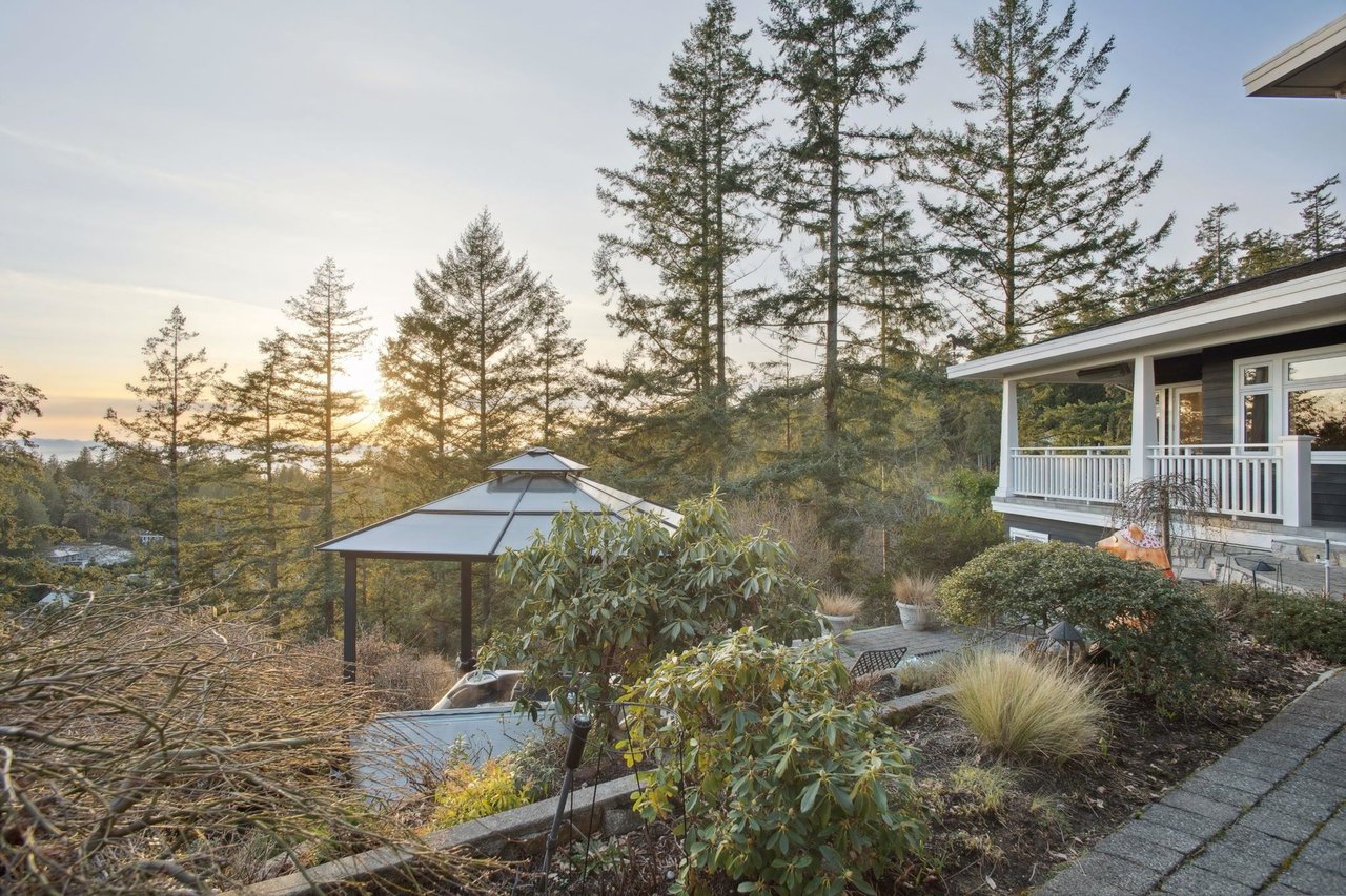4668 Headland Drive, West Vancouver