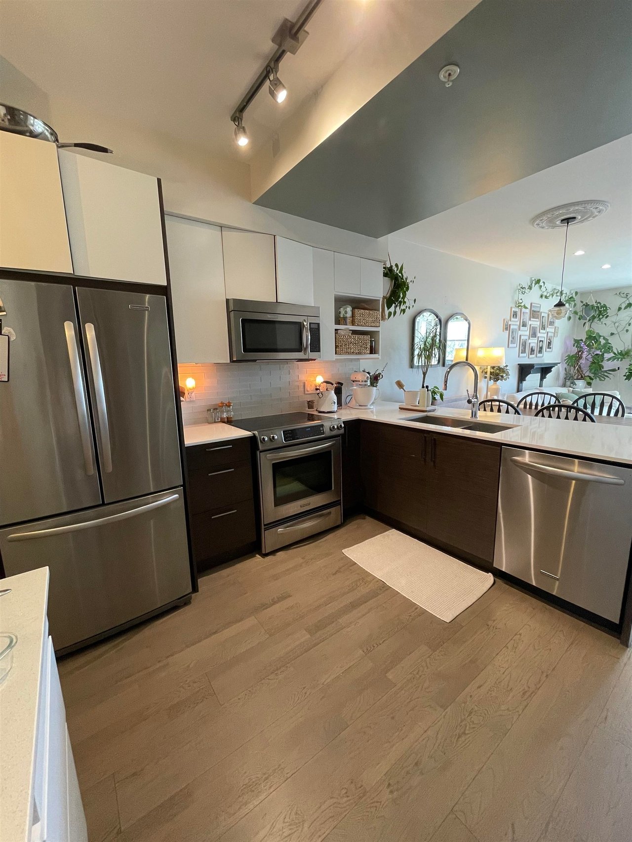 306-2267 Pitt River Rd