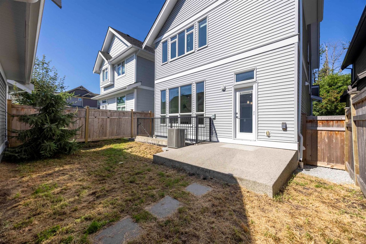 7846 204 St