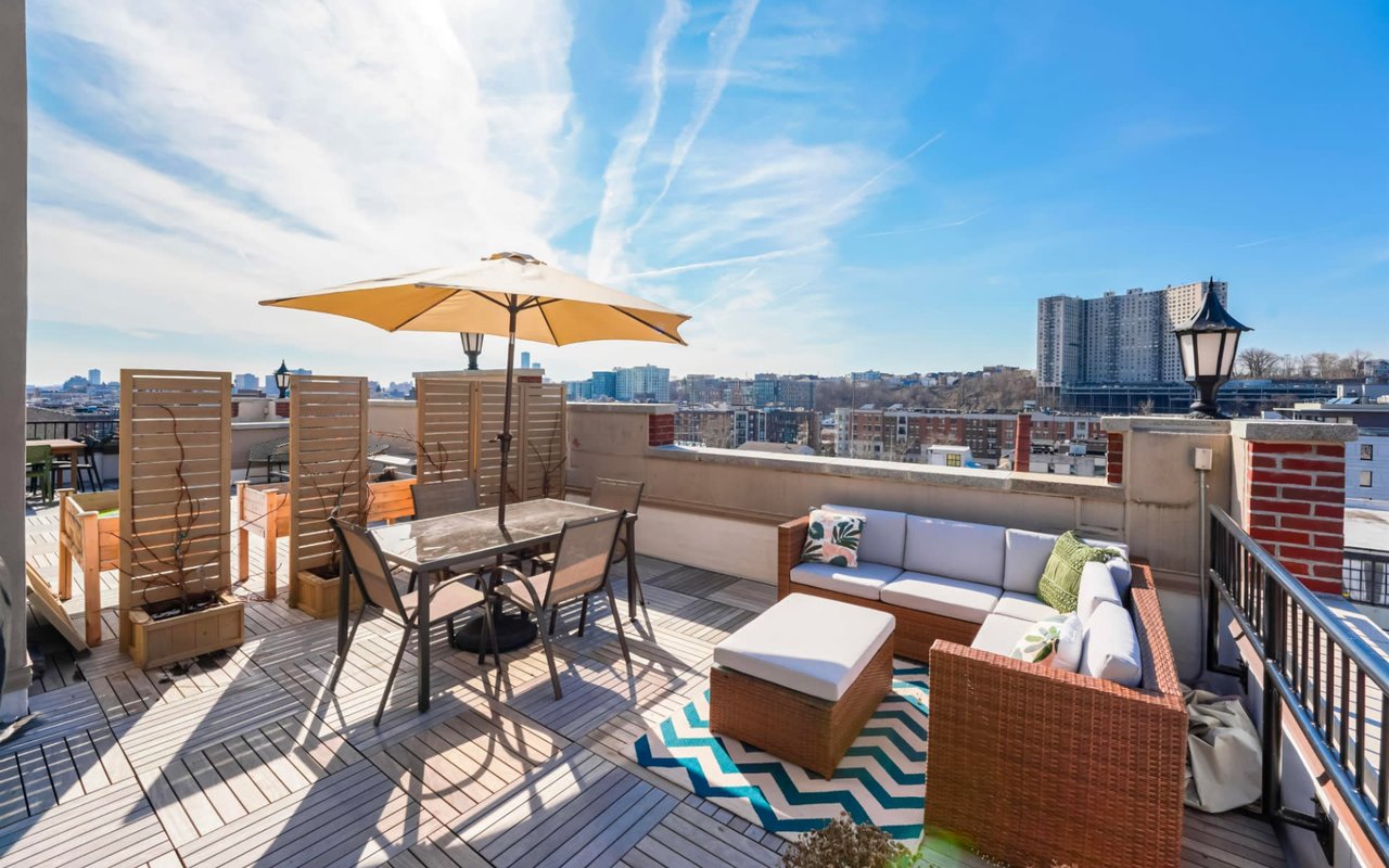 How to Market Your Lavish Property to Affluent Buyers