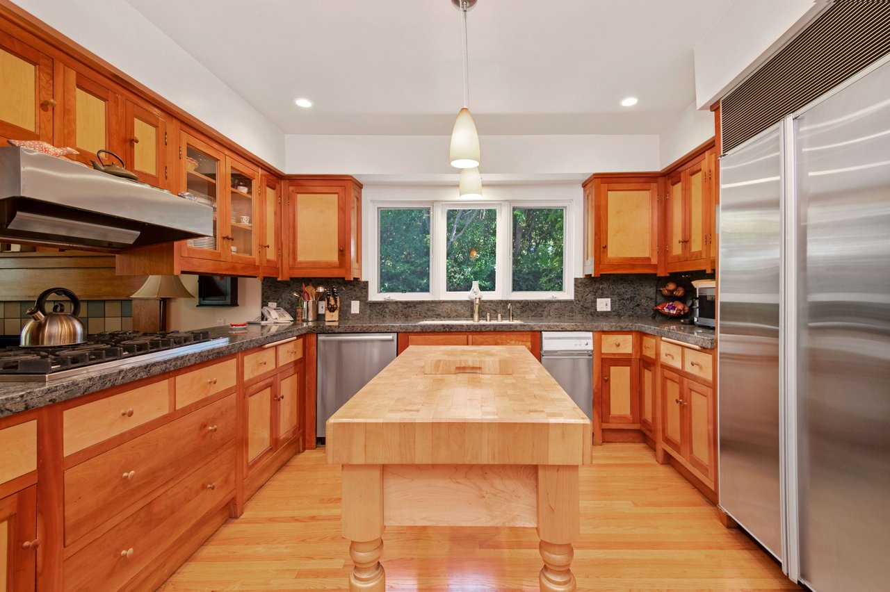 12184 Laurel Terrace Dr
