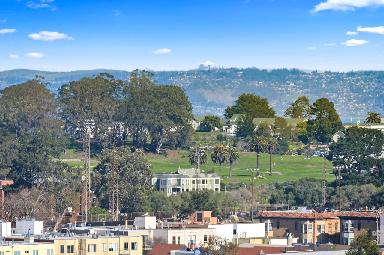 Renovated Three Bedroom Cow Hollow Condo