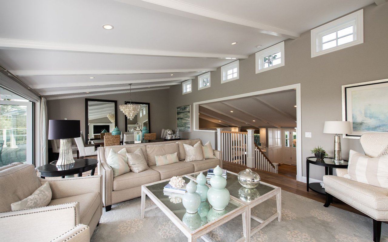 700 Poppy Ave