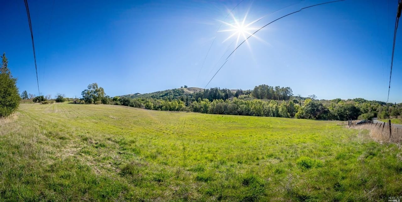 5289 Sonoma Mountain Rd