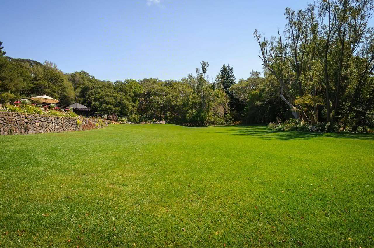 383 Sierra Dr