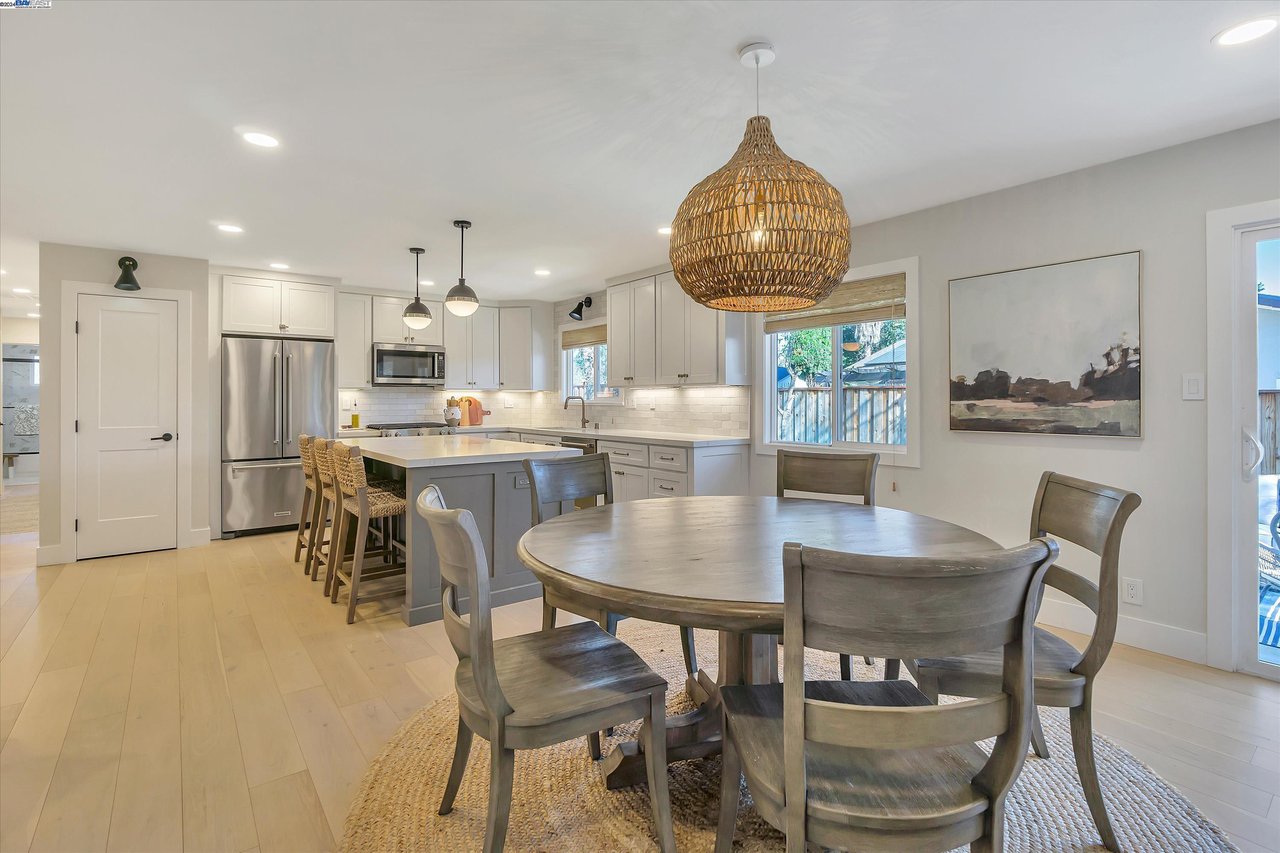 926 Amhurst Ct