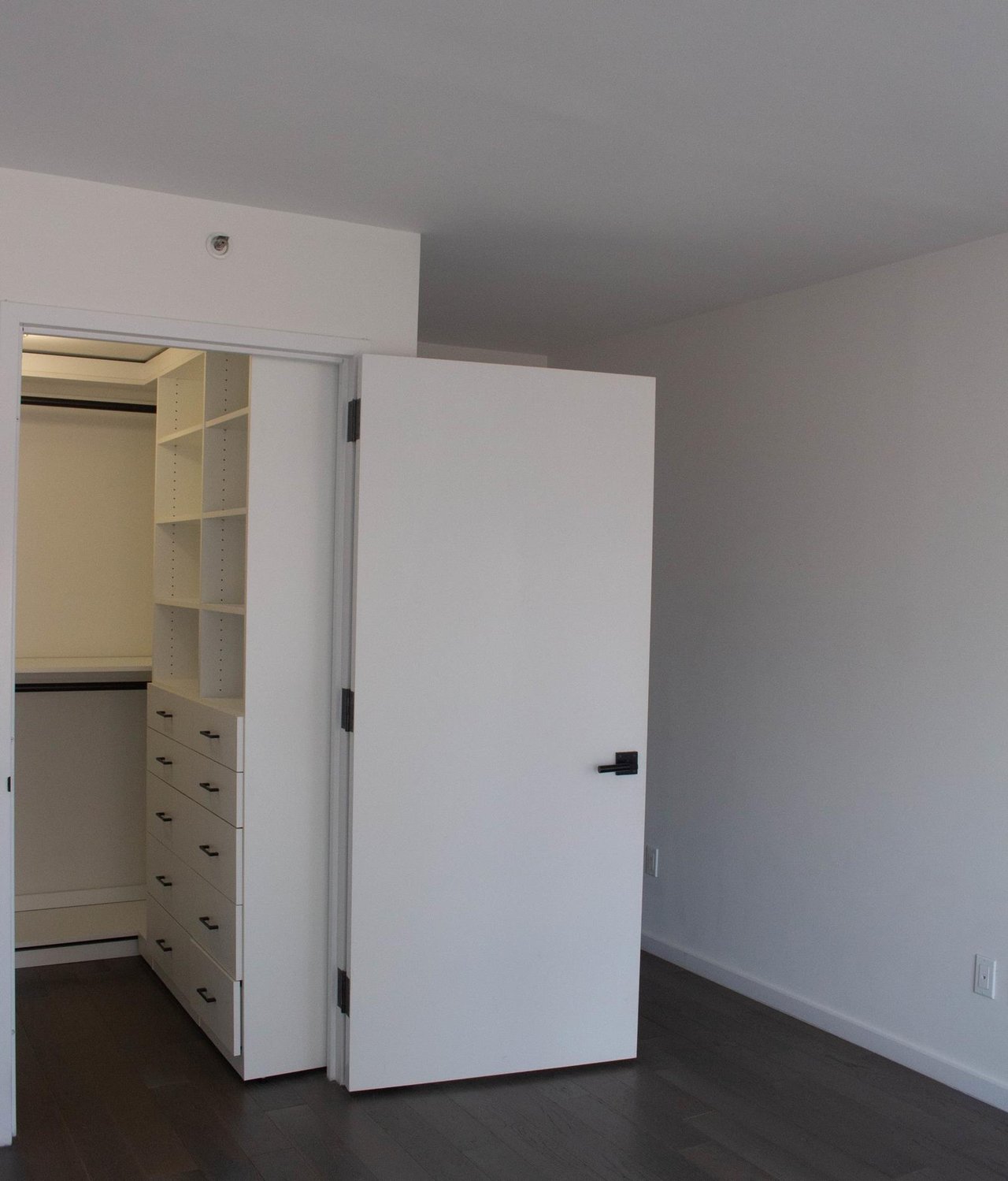 385 First Avenue, Apt 16-B