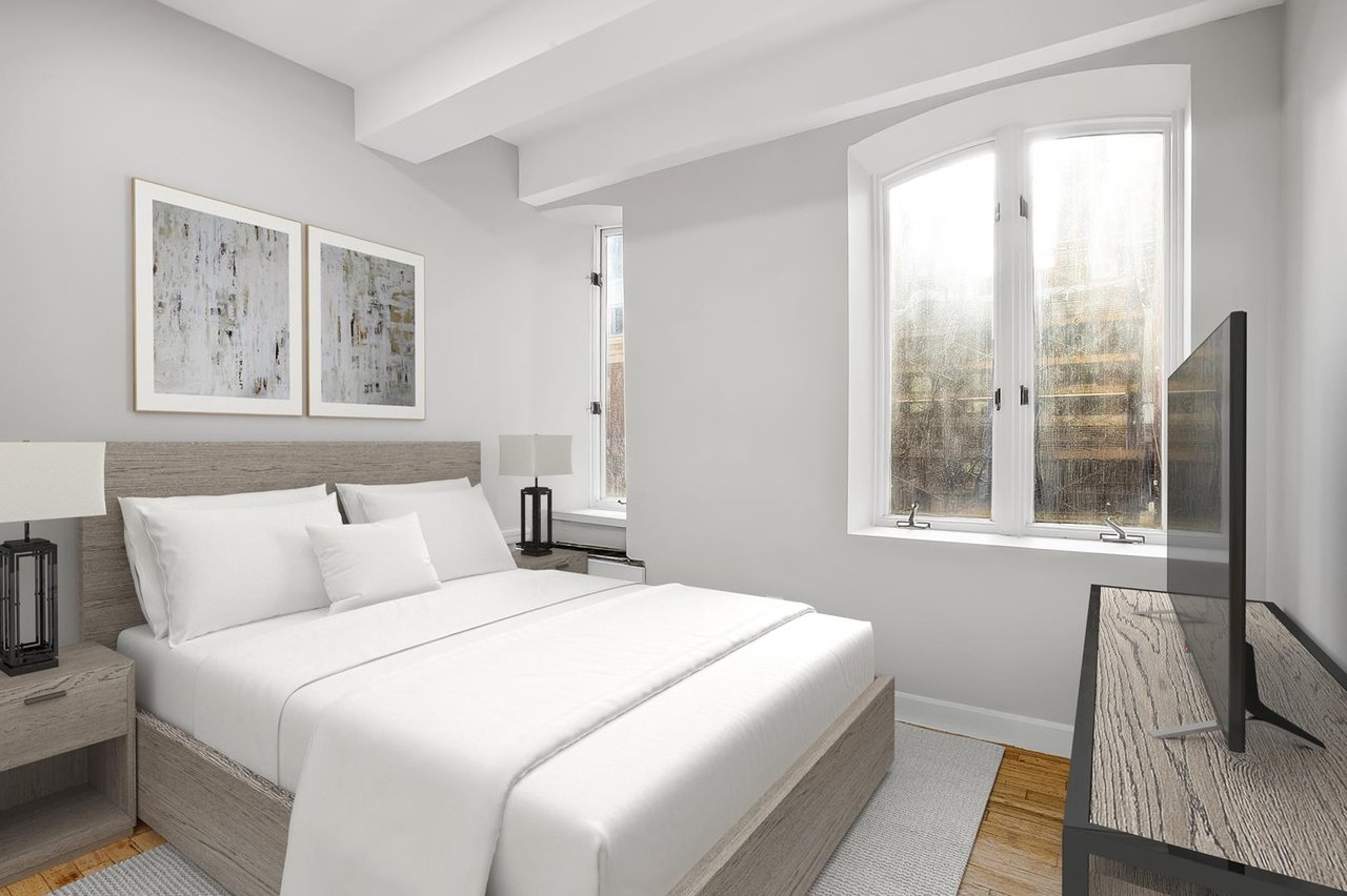 105 East 37th Street, Apt 4-B