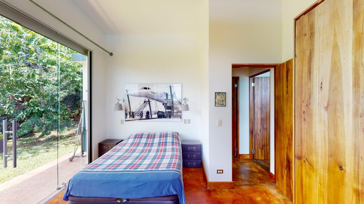 Captivating Estate with Stunning Views in Ojochal
