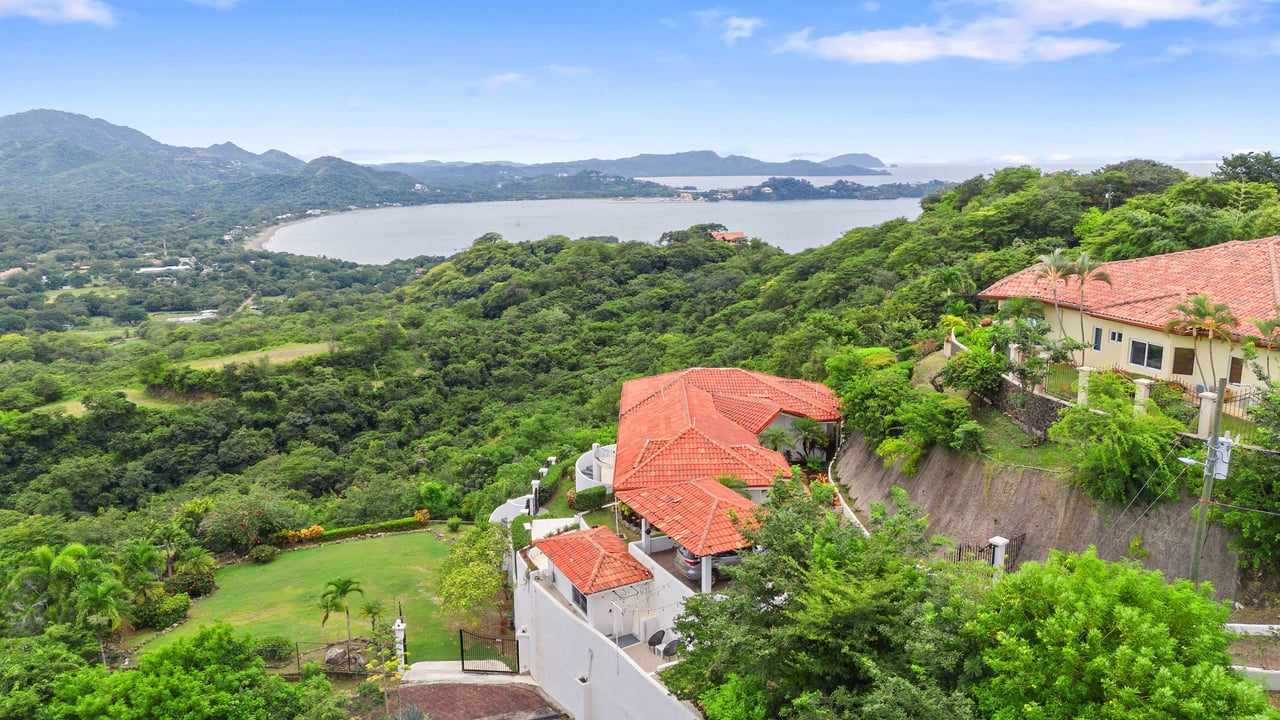 Casa Feliz, Pacific Heights | Minutes to the Beach with Spectacular Ocean and Valley Views. Owner Financing Available!