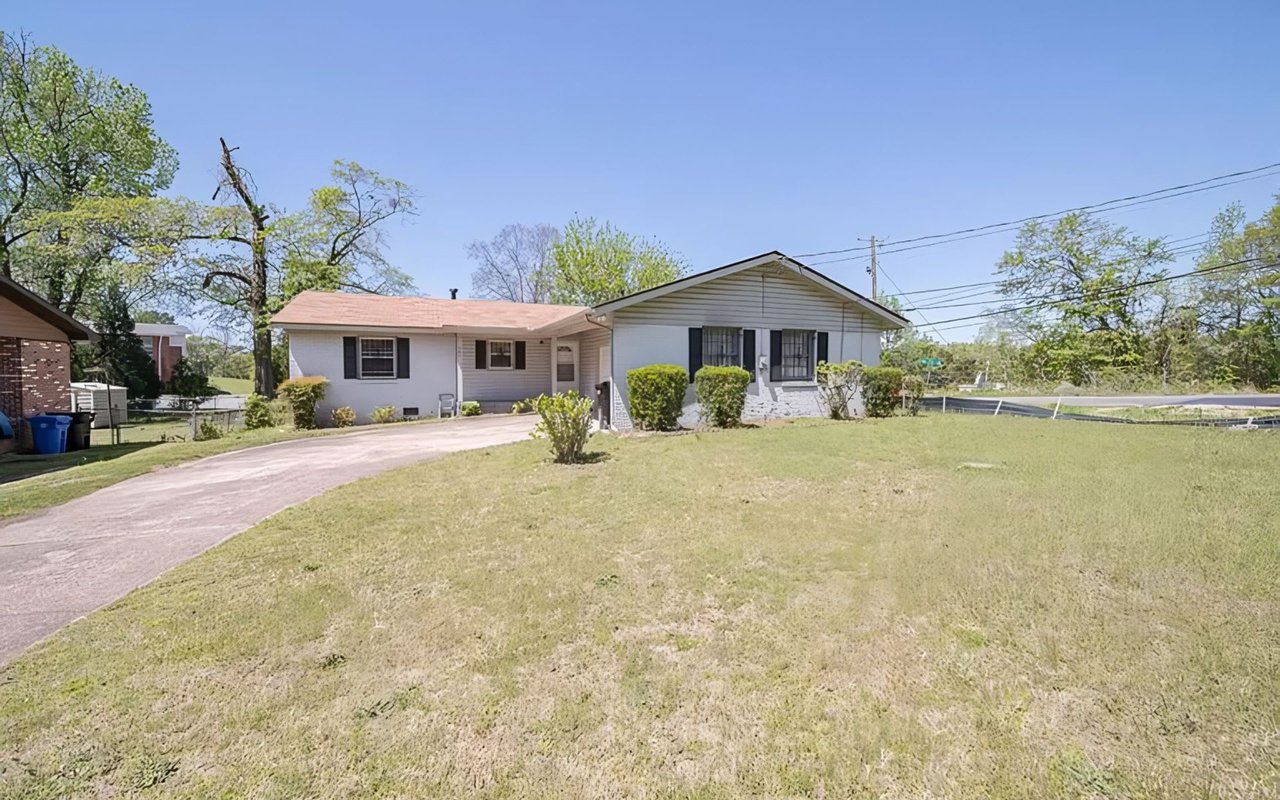 567 Fair Oaks Dr