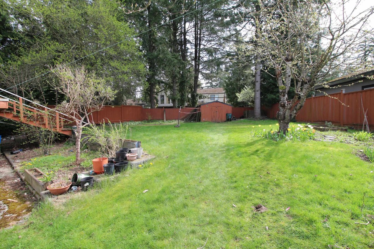 11682 71a Ave