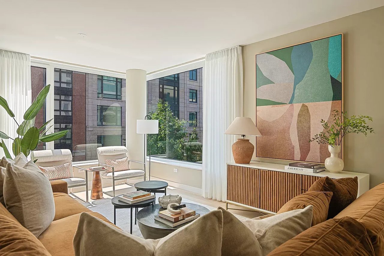 450 Washington St Apt 220