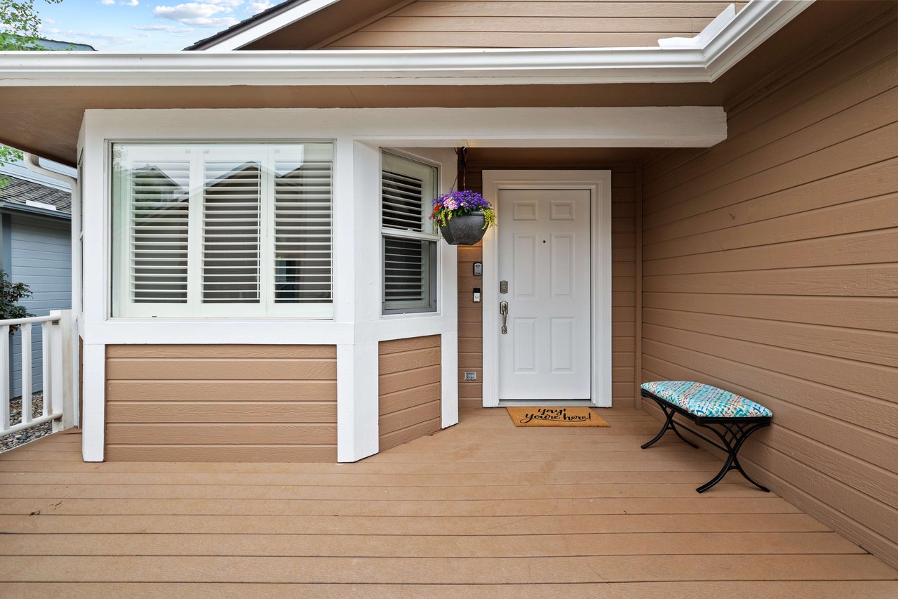 5423 Lions Gate Lane