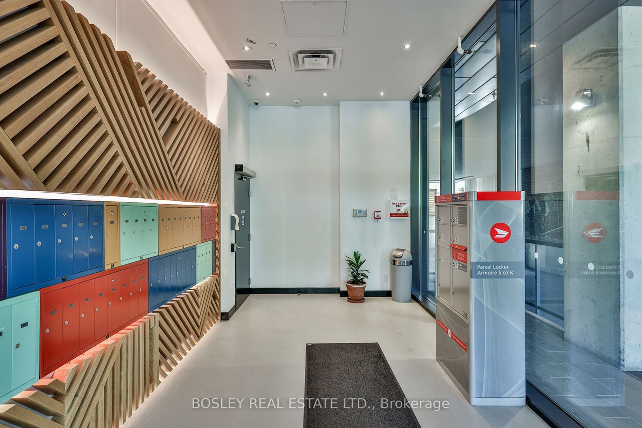 35 Wabash Ave 106