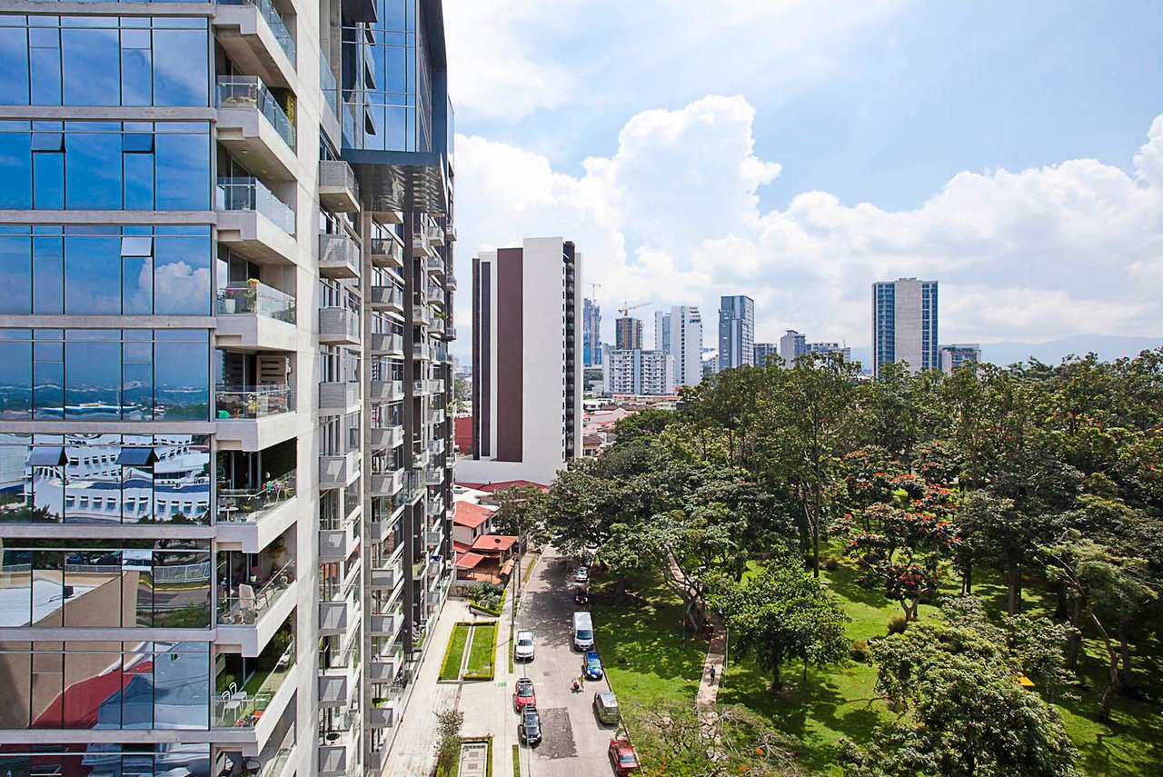 Panoramic View Luxury Penthouse, Sabana and Rohrmoser, San Jose