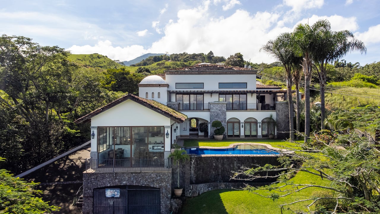 Panoramic View Mountain Estate, Ciudad Colon, San Jose