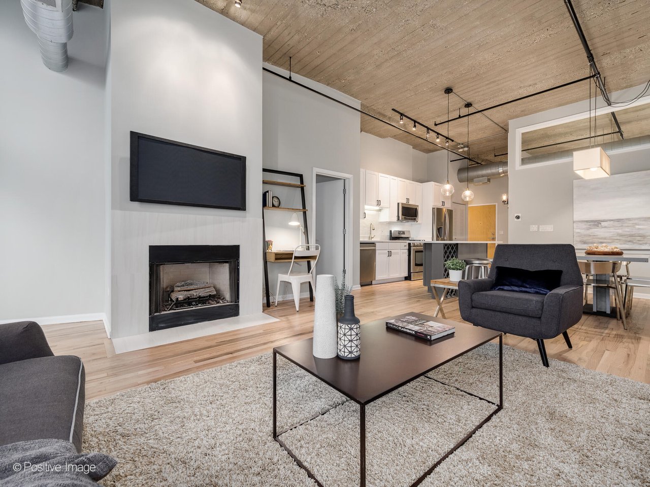 758 N Larrabee St Unit 717