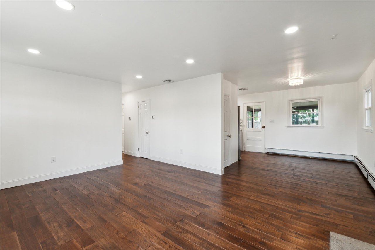111 W Central Avenue 