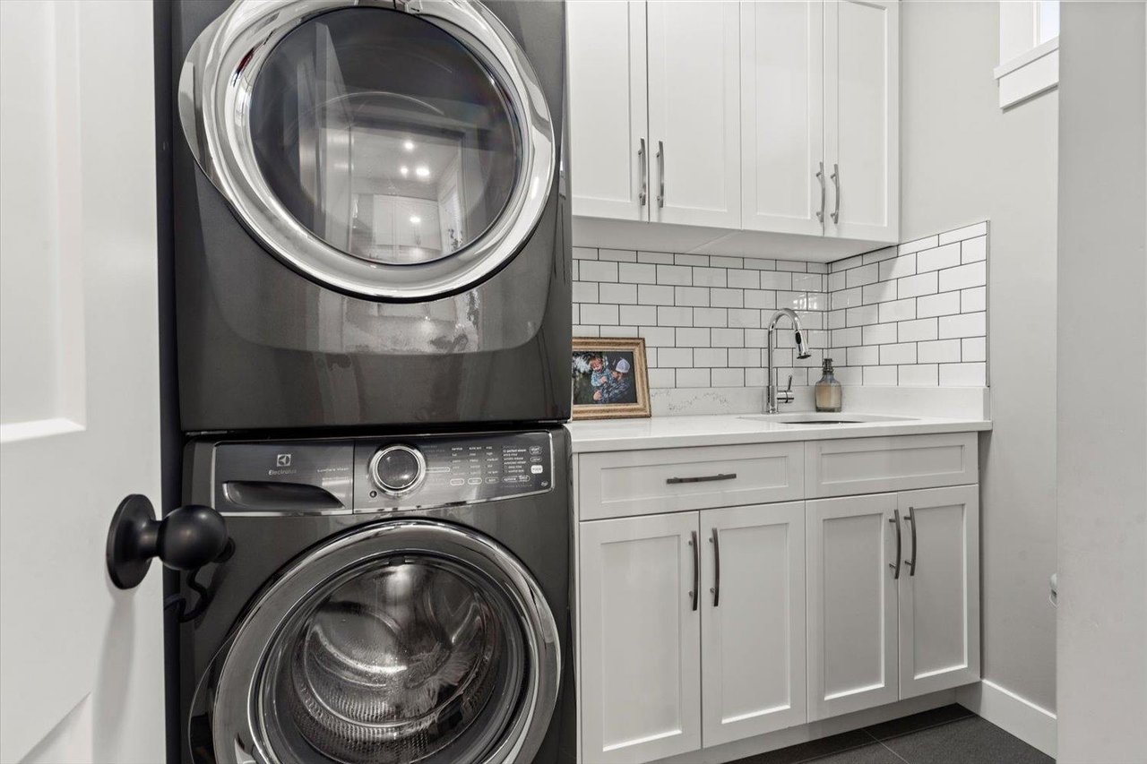 15-45545 Kipp Ave