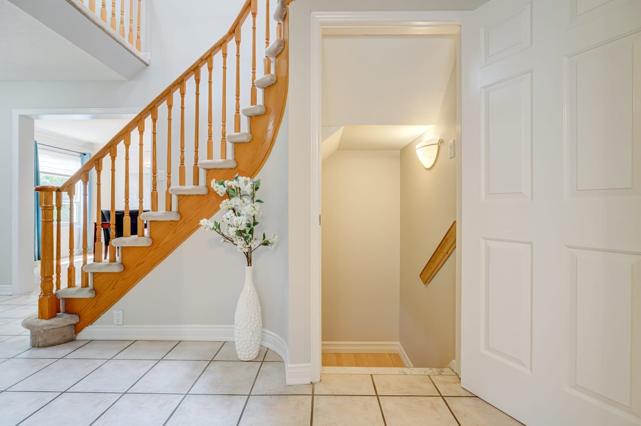 74 Penny Cres