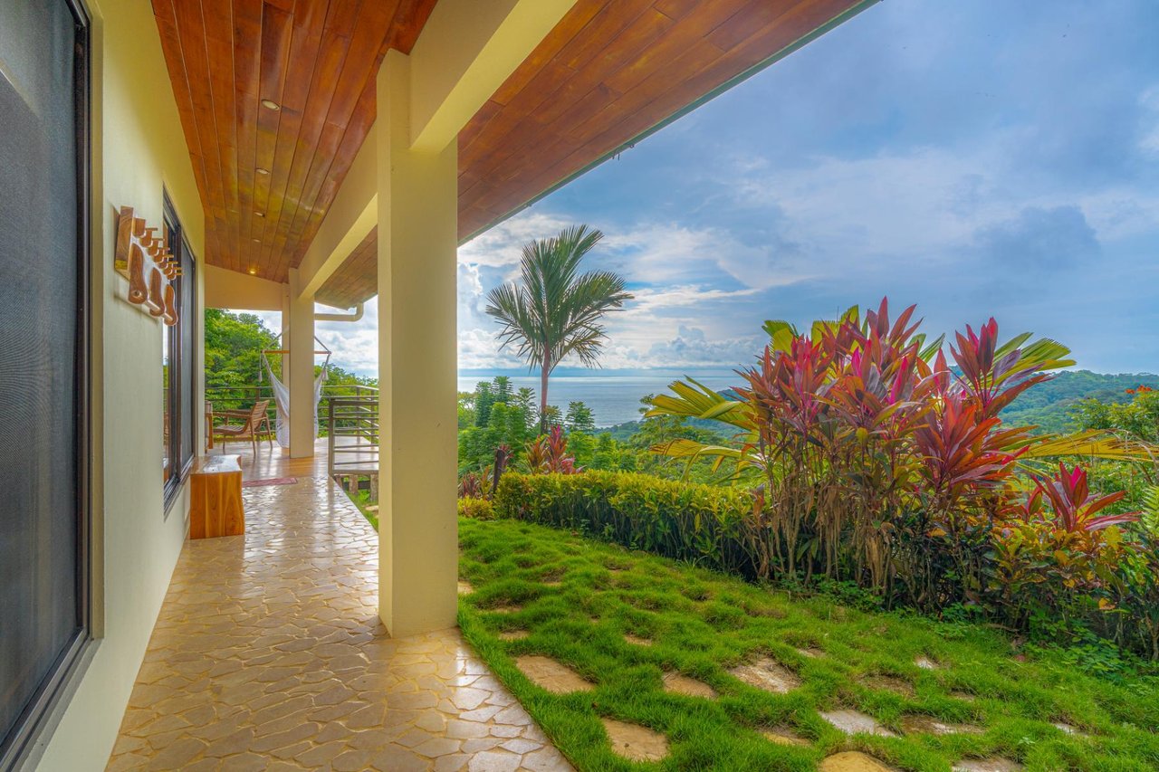 Private Sunset View Compound, Dominical, Puntarenas