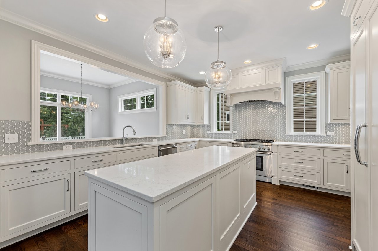 This Residence Captures The Beauty And Luxury Of Modern Living