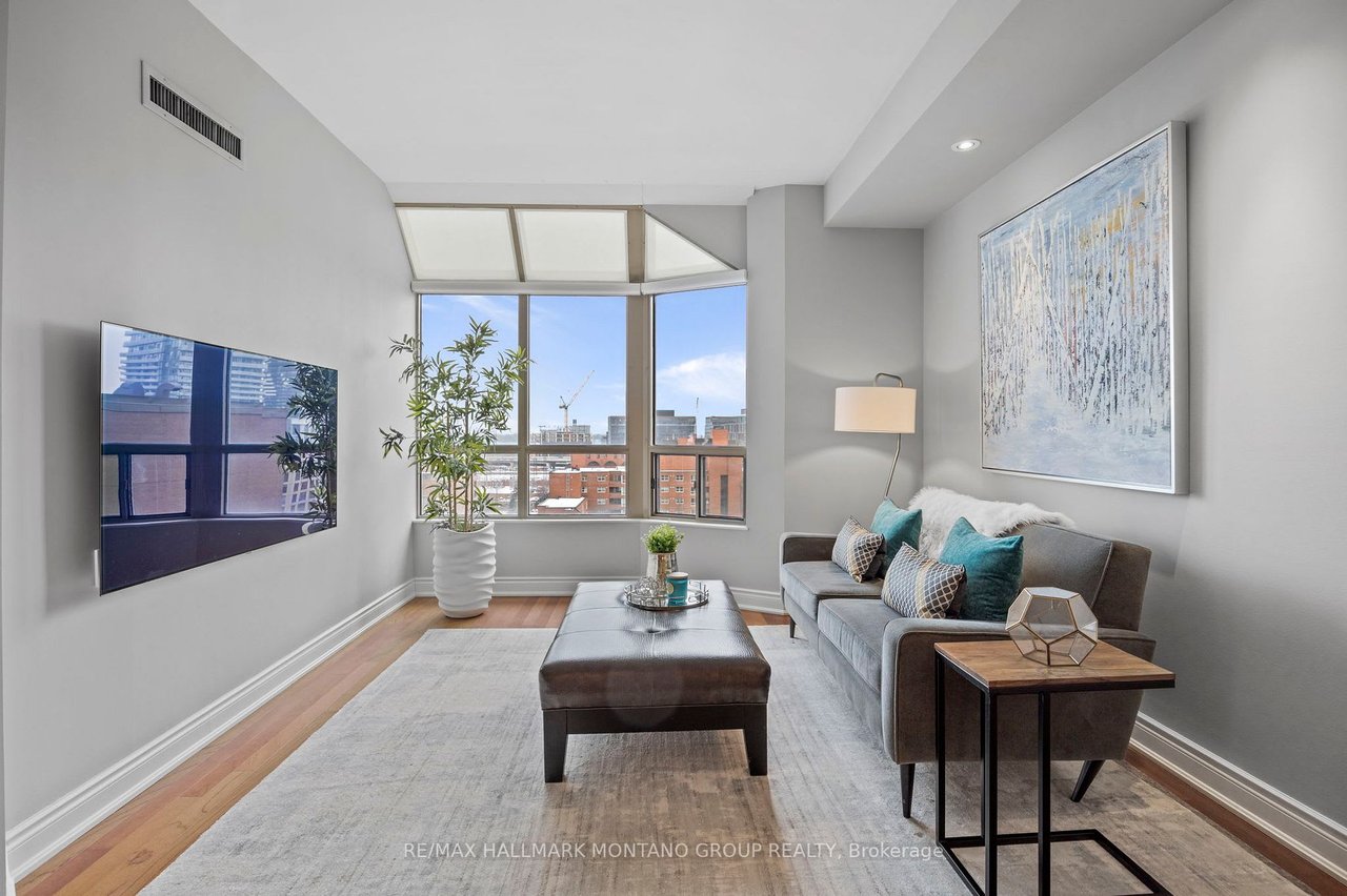 PENTHOUSE ON THE FINANCIAL DISTRICT