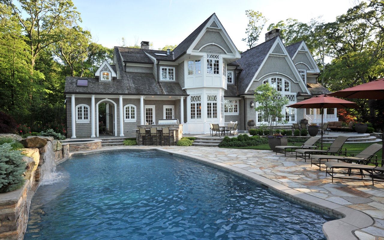 27 Old Woods Rd
