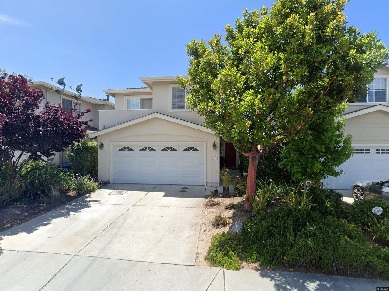 1257 Kenneth St