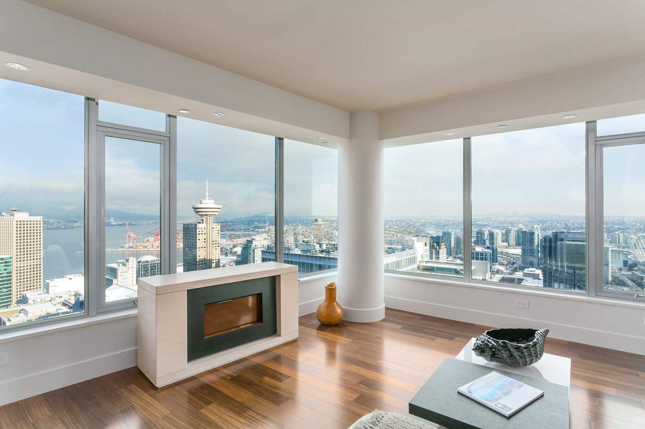667 Howe St, #3604