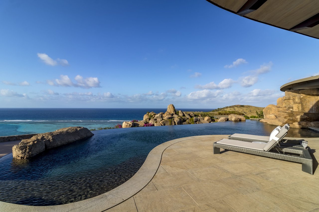 Halo Villa