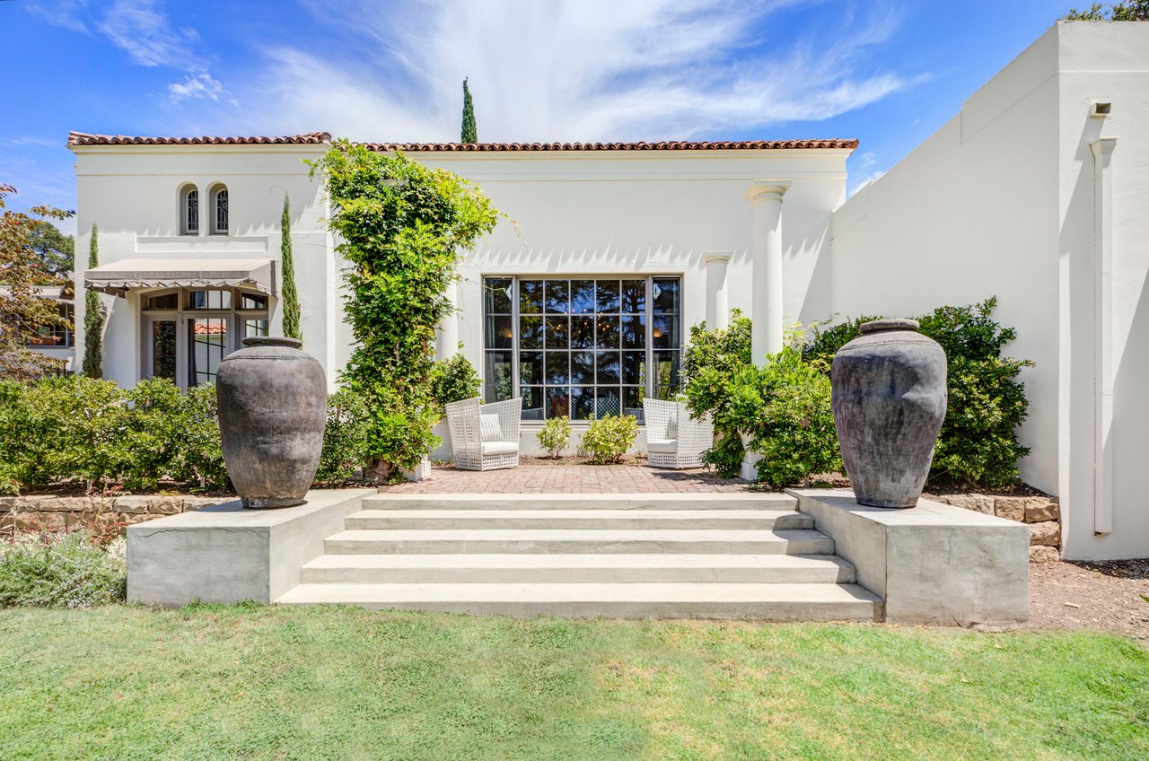 Colleen Ballinger Buys Yogurt King’s Historic Santa Barbara Estate — Dirt