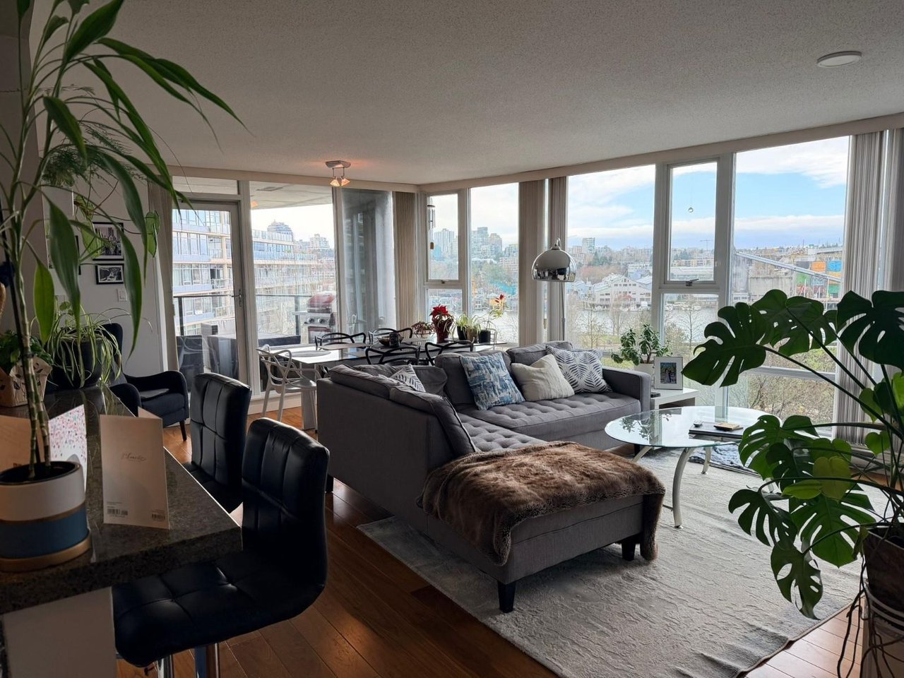 603-455 Beach Cres